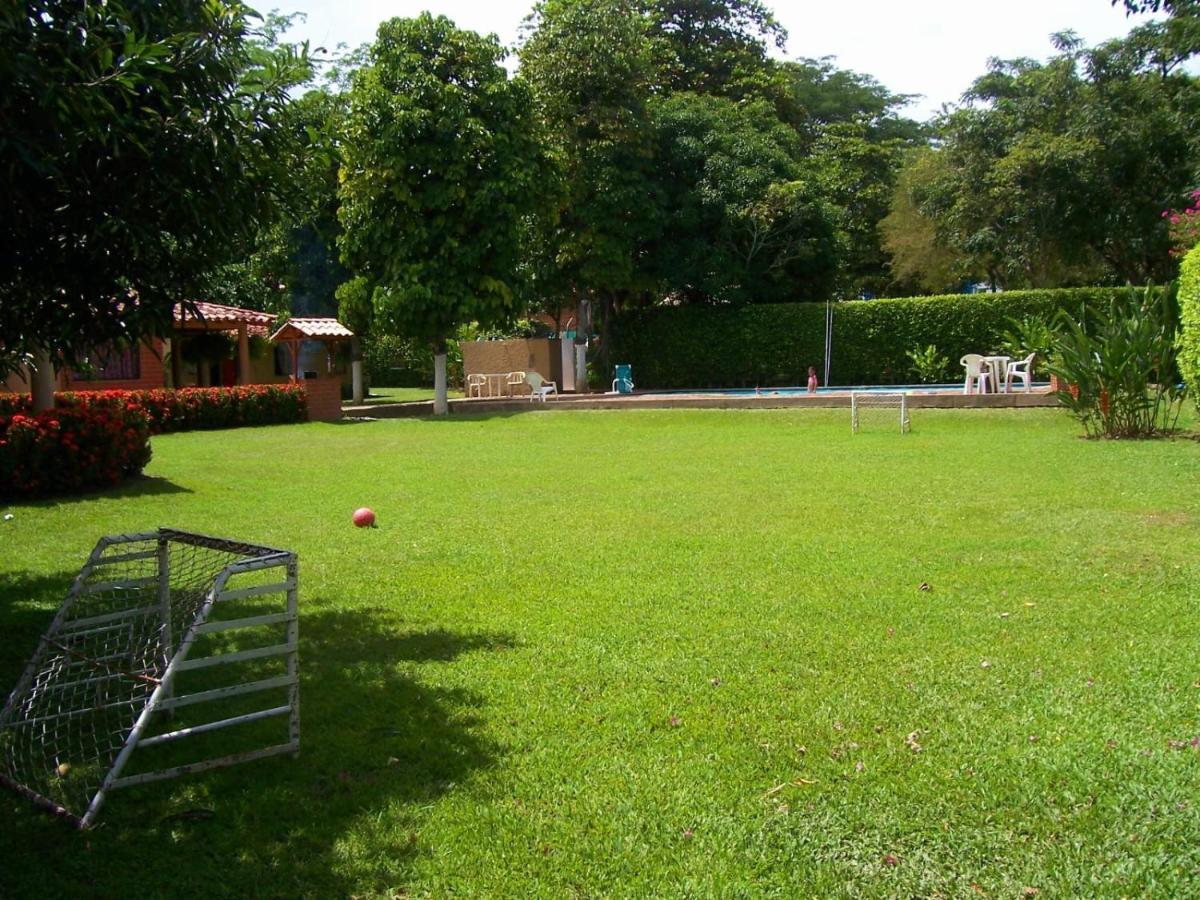 Finca Hacienda El Castillo Santa Fe De Antioquia Luaran gambar